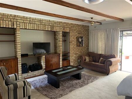 1 Bedroom Apartment in Sandhurst