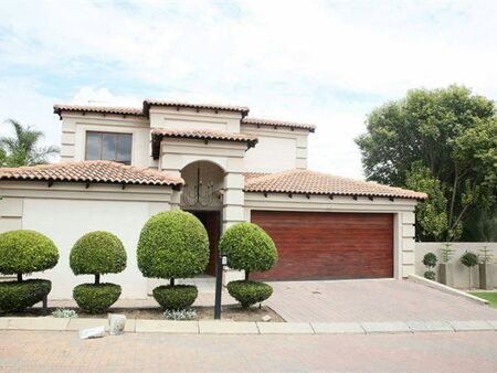 4 Bedroom Cluster in Magaliessig