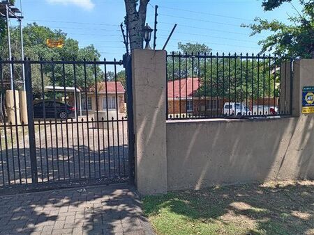 1 Bedroom Flat in Buccleuch