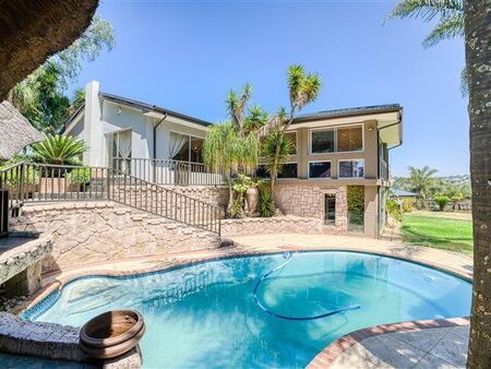4 Bedroom House in Quellerina