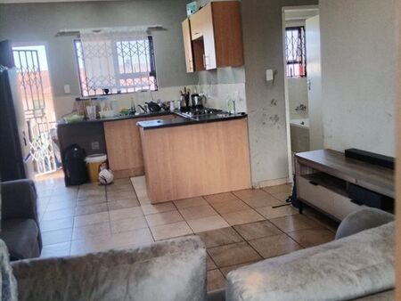 2 Bedroom Apartment in Grobler Park