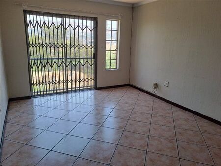 2 Bedroom Apartment in Wilgeheuwel