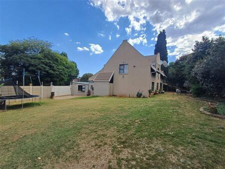 4 Bedroom House in Florida Park