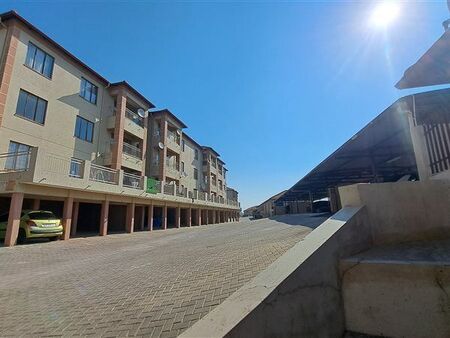 2 Bedroom Apartment in Constantia Kloof