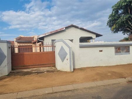 4 Bedroom House in Mabopane