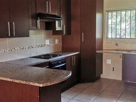 2 Bedroom Apartment in Monument