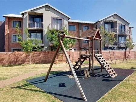 2 Bedroom House in Roodeplaat