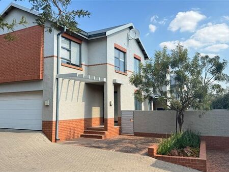 3 Bedroom Townhouse in The Hills