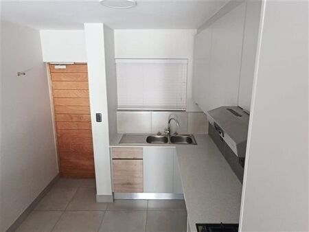 3 Bedroom Apartment in George Central