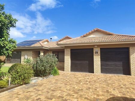 3 Bedroom House in Heather Park