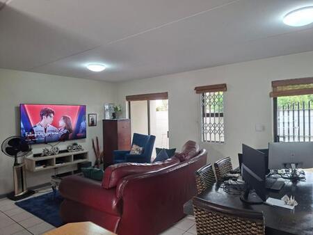 2 Bedroom Apartment in Parklands