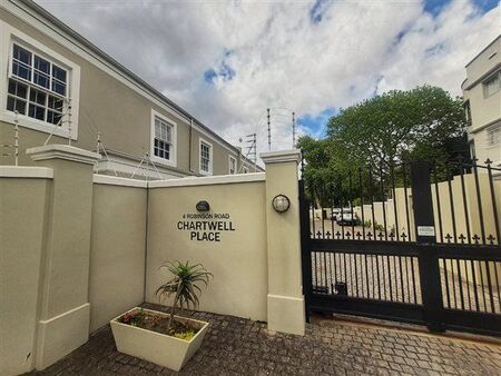 3 Bedroom Apartment in Kenilworth