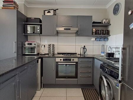 2 Bedroom Apartment in Burgundy Estate