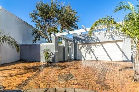 4 Bedroom House in Zevendal