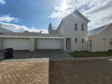 3 Bedroom House in Langeberg Ridge