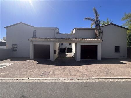 2 Bedroom House in Durbanville Central