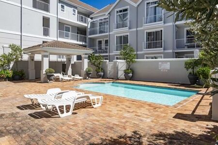 2 Bedroom Apartment in Oranjezicht