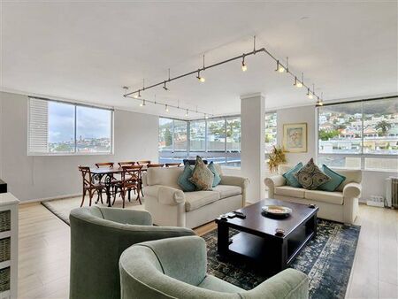 2 Bedroom Apartment in Three Anchor Bay