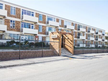 1 Bedroom Apartment in Strand South