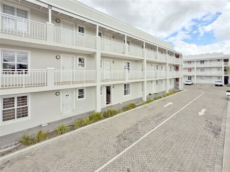 2 Bedroom Apartment in Nuutgevonden