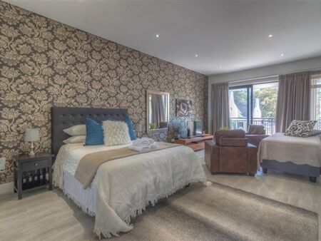 2 Bedroom Apartment in Paardevlei