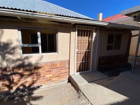 1 Bedroom Apartment in Springbok