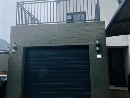 3 Bedroom Townhouse in Stonehenge
