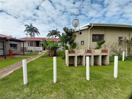 2 Bedroom Apartment in Uvongo