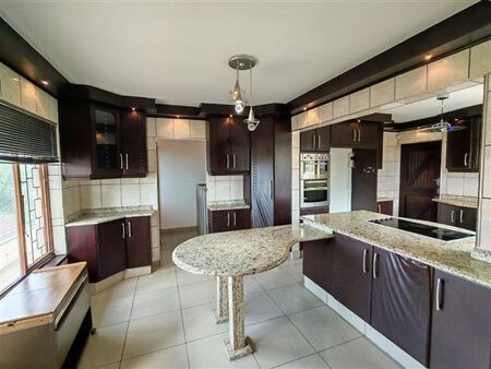 3 Bedroom House in Malvern