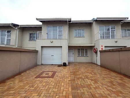 3 Bedroom Townhouse in Hippo Road