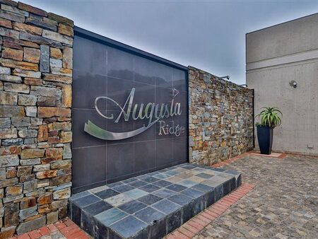 3 Bedroom Apartment in Gillitts