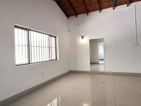 3 Bedroom House in Albany