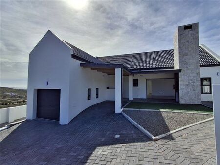 3 Bedroom House in St Helena Views