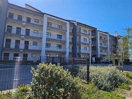 3 Bedroom Apartment in Olifantskop