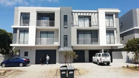 2 Bedroom apartment to rent in Bloubergrant