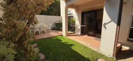 2 Bedroom townhouse - sectional to rent in Rivonia, Sandton