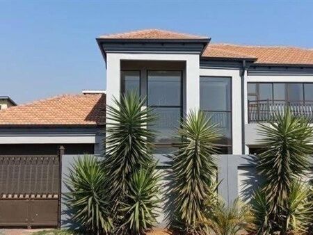 4 Bedroom House in Zambezi Country Estate