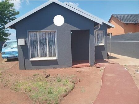 3 Bedroom House in Protea Glen