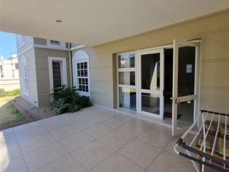 3 Bedroom Townhouse in Sandown