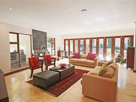 5 Bedroom Cluster in Bryanston