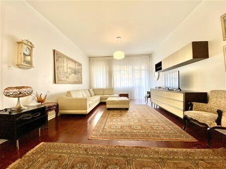 2 Bedroom Apartment in Rosebank