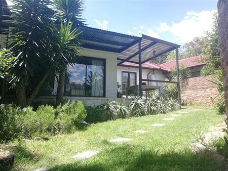 2 Bedroom House in Ferndale