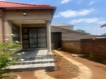 3 Bedroom House in Naturena