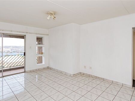 3 Bedroom Apartment in Winchester Hills
