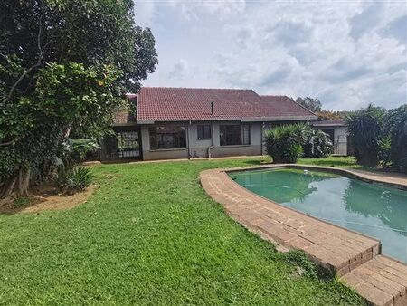 3 Bedroom House in Nimrod Park