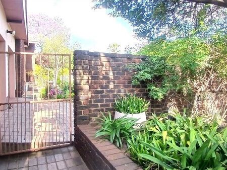 Studio apartment in Albemarle Ext 2