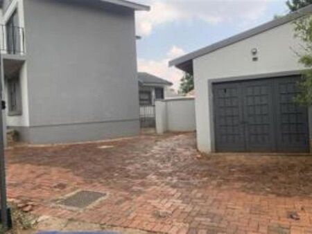 4 Bedroom Townhouse in Dunvegan