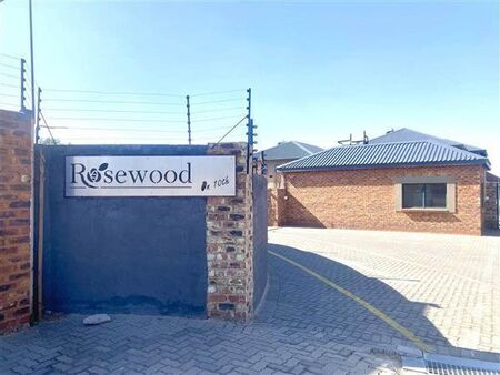 3 Bedroom Apartment in Ravenswood