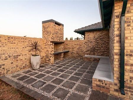 3 Bedroom House in Jansen Park