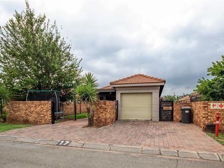 3 Bedroom House in Southdowns